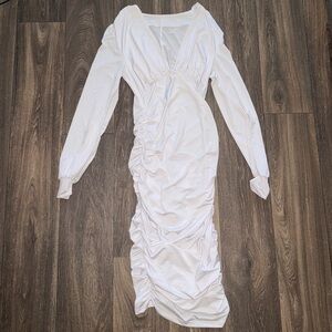 Elegant White Long Sleeve Dress